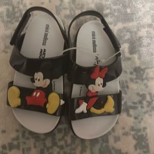 Mini Melissa size 10